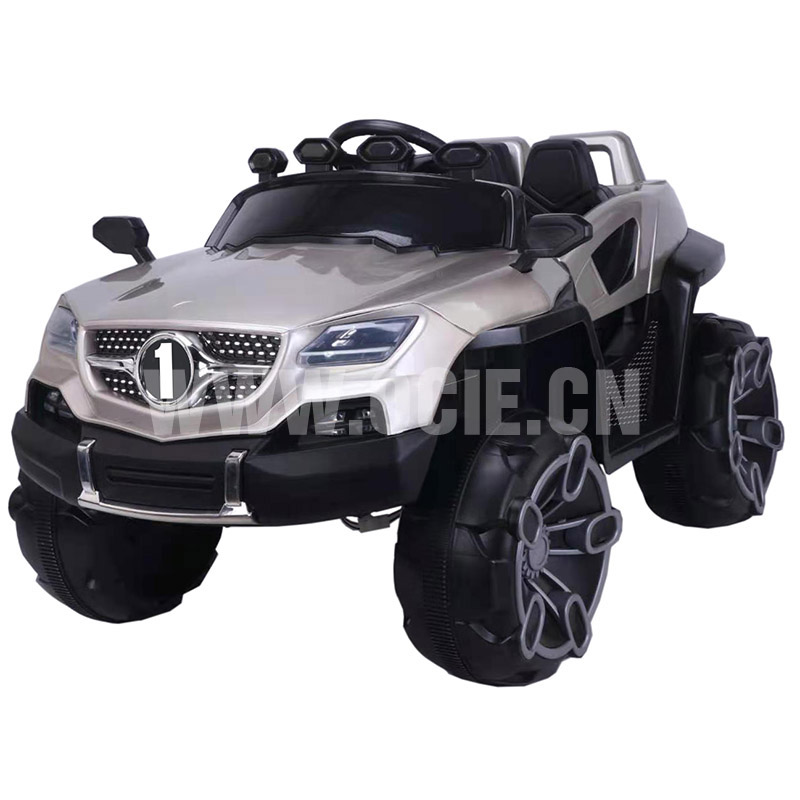 RECHARGEABLE CAR W/ RC