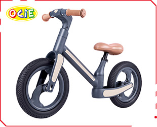 BALANCE BIKE