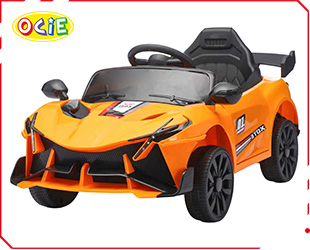 RECHARGEABLE CAR W/RC