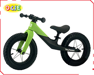 BALANCE BIKE