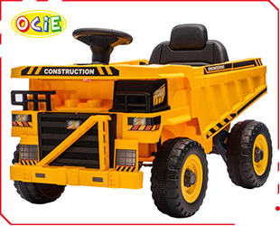 RECHARGEABLE CAR W/ RC