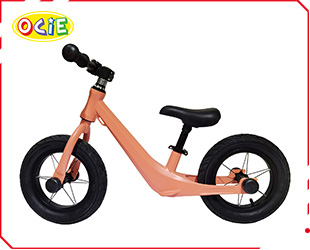 BALANCE BIKE