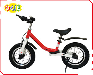 BALANCE BIKE