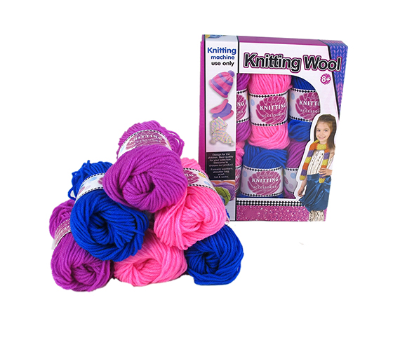 KNITTING MACHINE