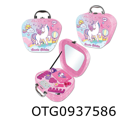 COSMETIC SET
