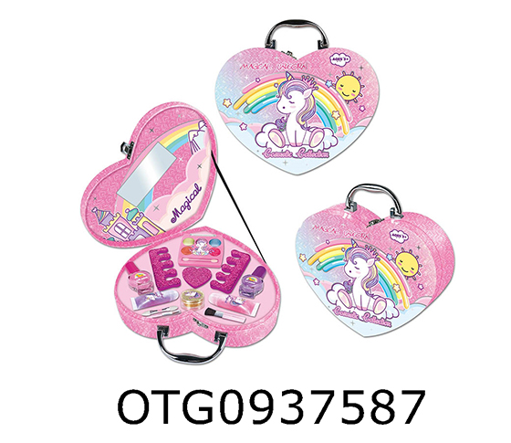 COSMETIC SET