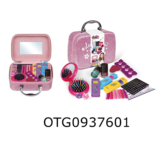 COSMETIC SET